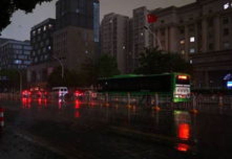 南京2024年夏天晚上八点天黑了吗